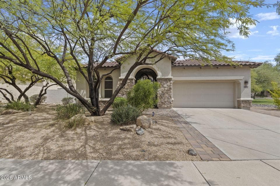 2008 W GLORIA Lane, Phoenix, AZ 85085 — photo 1 of 53
