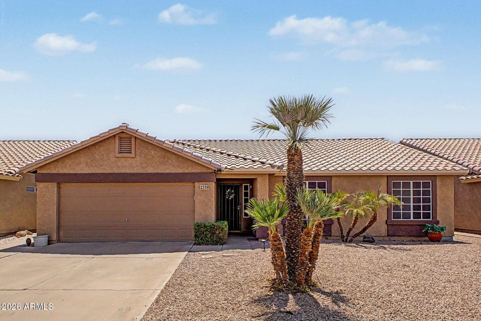 2339 E SAN TAN Drive, Gilbert, AZ 85296 — photo 1 of 25