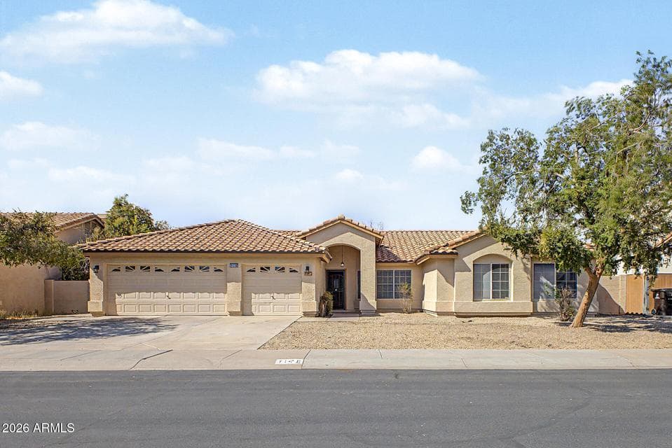 7146 W VOLTAIRE Avenue, Peoria, AZ 85381 — photo 1 of 51
