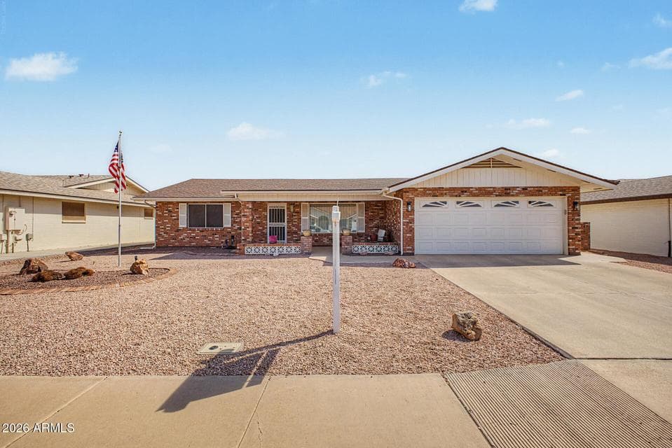 8239 E NAVARRO Avenue, Mesa, AZ 85209 — photo 1 of 90