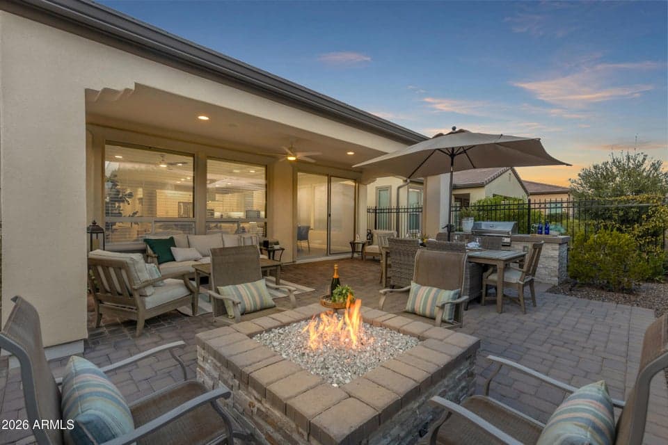 363 E VETERANS Way, Queen Creek, AZ 85140 — photo 1 of 91