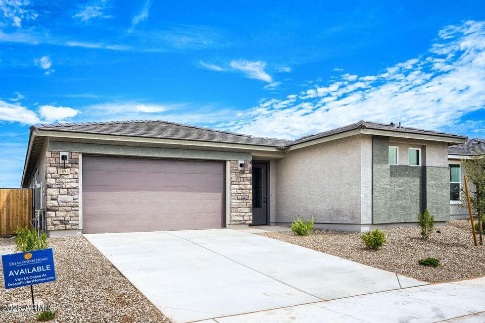 2898 E PADUA Avenue, San Tan Valley, AZ 85143 — photo 1 of 33