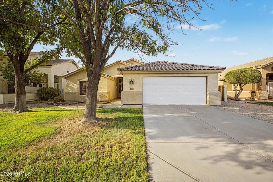 2250 E AUGUSTA Avenue, Chandler, AZ 85249 — photo 1 of 38