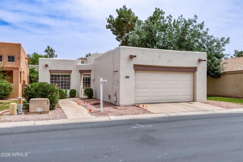 17103 N MOCCASIN Trail, Surprise, AZ 85374 — photo 1 of 17