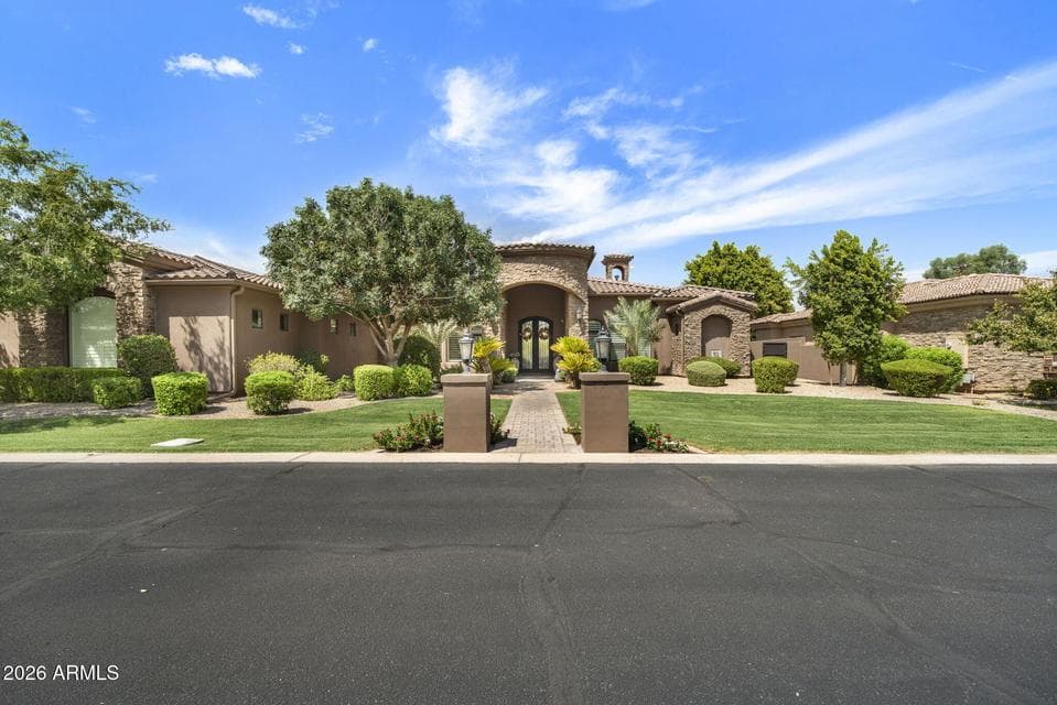 6032 W Victoria Place, Chandler, AZ 85226 — photo 1 of 74