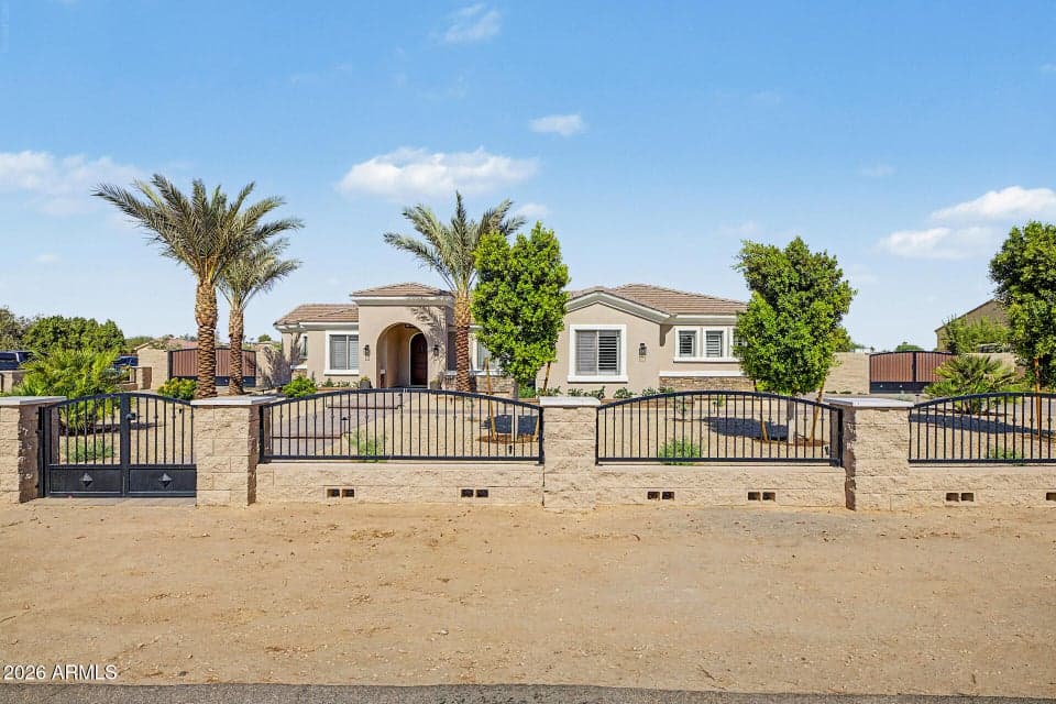 14029 N 180TH Avenue, Surprise, AZ 85388 — photo 1 of 70