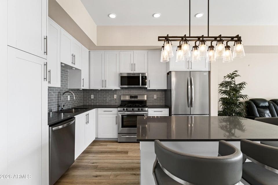 7300 E EARLL Drive 3023, Scottsdale, AZ 85251 — photo 1 of 21