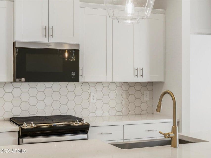 Photo is not of the actual home. Interior finishes and fixtures may vary.