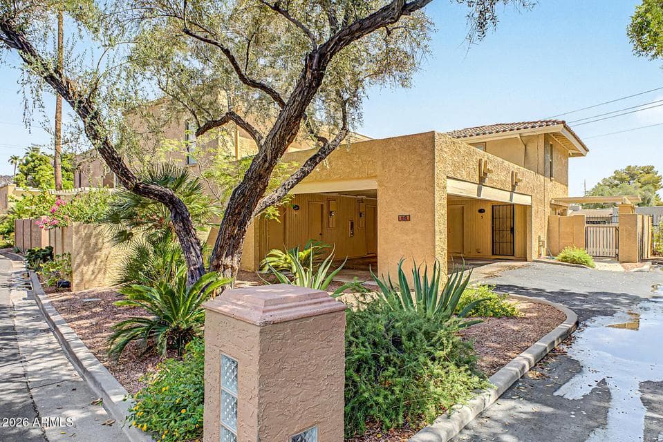 1119 E NORTH Lane N 3, Phoenix, AZ 85020 — photo 1 of 30