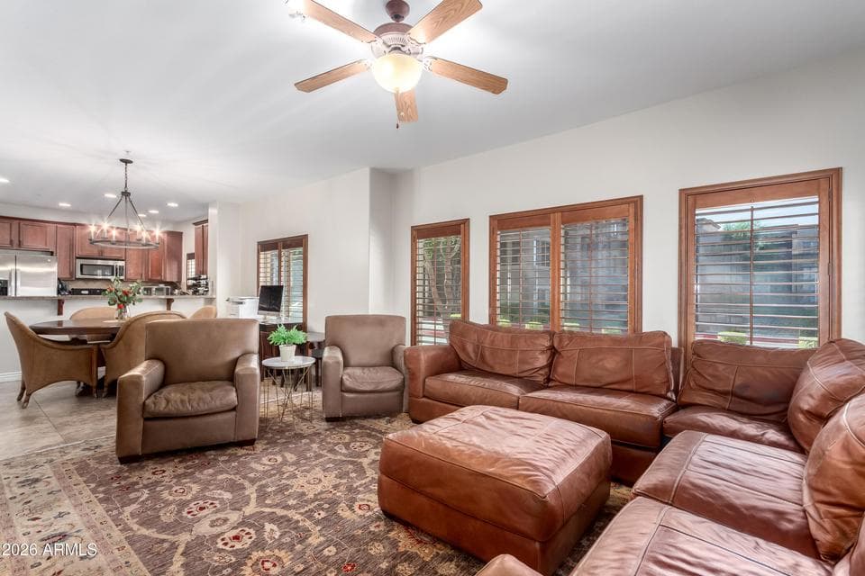 5450 E DEER VALLEY Drive 1217, Phoenix, AZ 85054 — photo 1 of 26