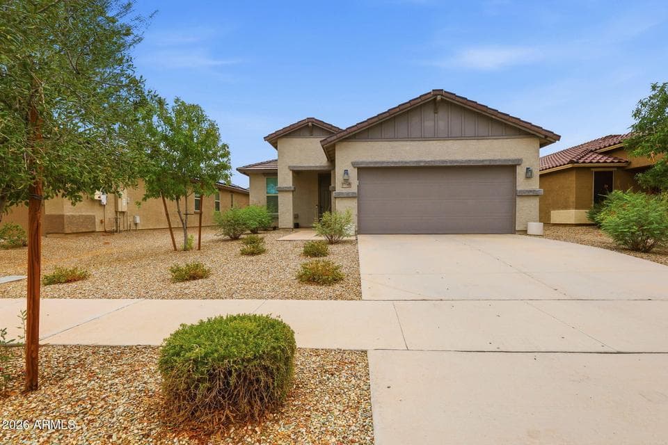 17545 W VILLA HERMOSA Lane, Surprise, AZ 85387 — photo 1 of 22