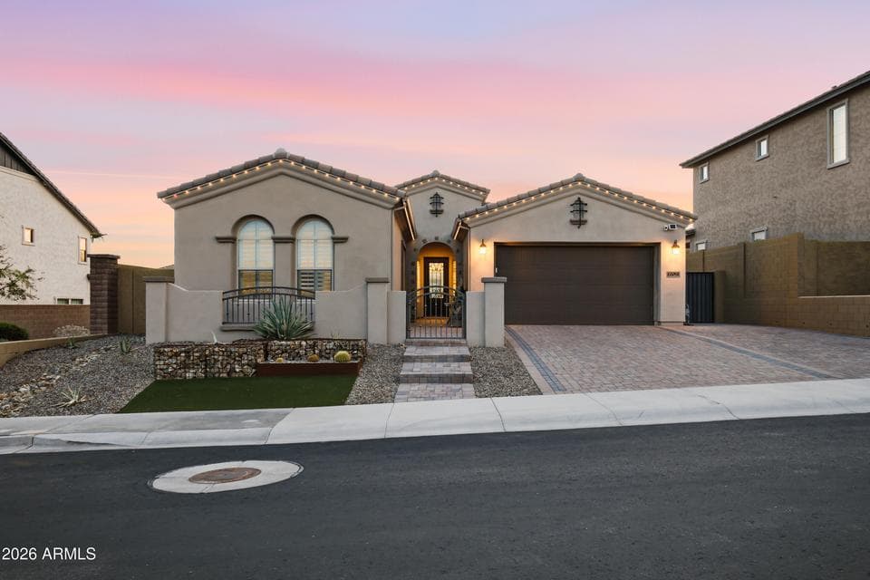 16520 S 6TH Place, Phoenix, AZ 85048 — photo 1 of 124