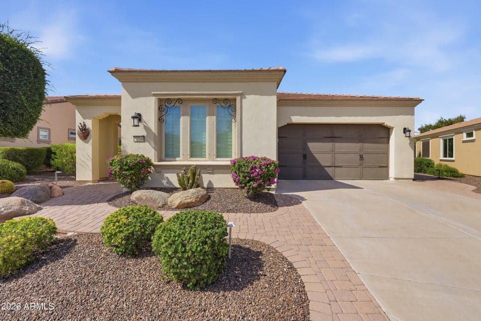 This home says Welcome from the minute you pull up