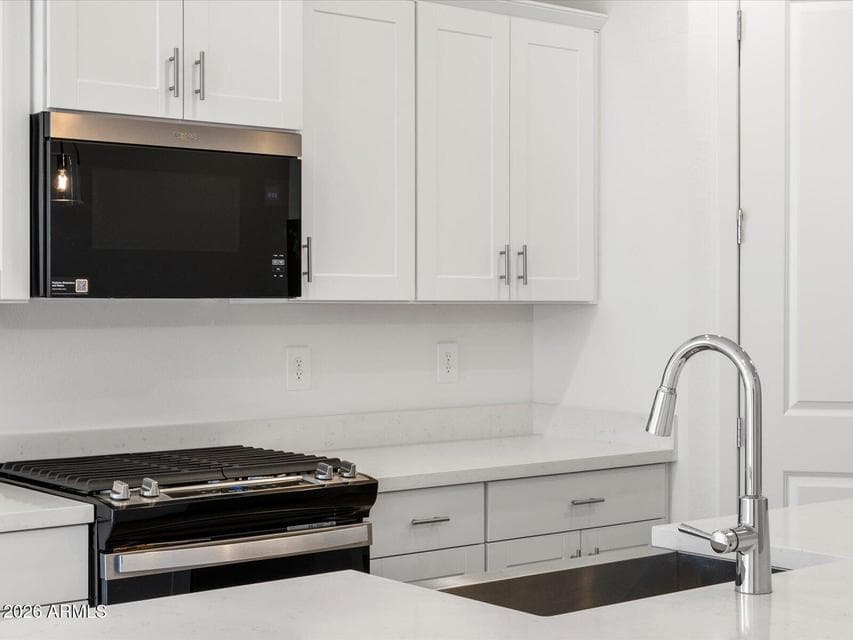 Photo is not of the actual home. Interior finishes and fixtures may vary.