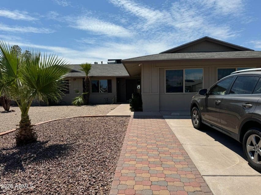 3437 W ACOMA Drive, Phoenix, AZ 85053 — photo 1 of 16