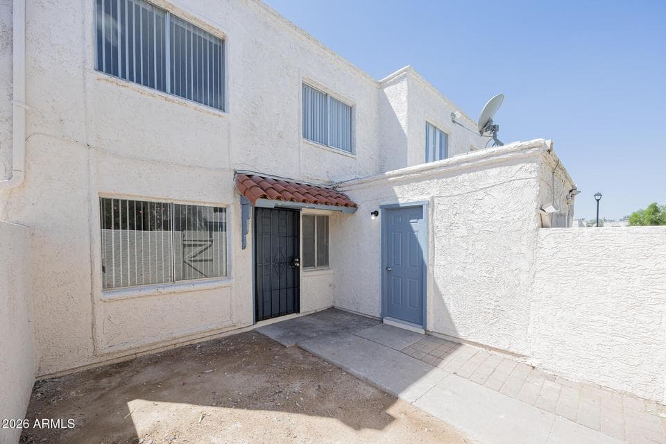 5246 N 42ND Lane, Phoenix, AZ 85019 — photo 1 of 15