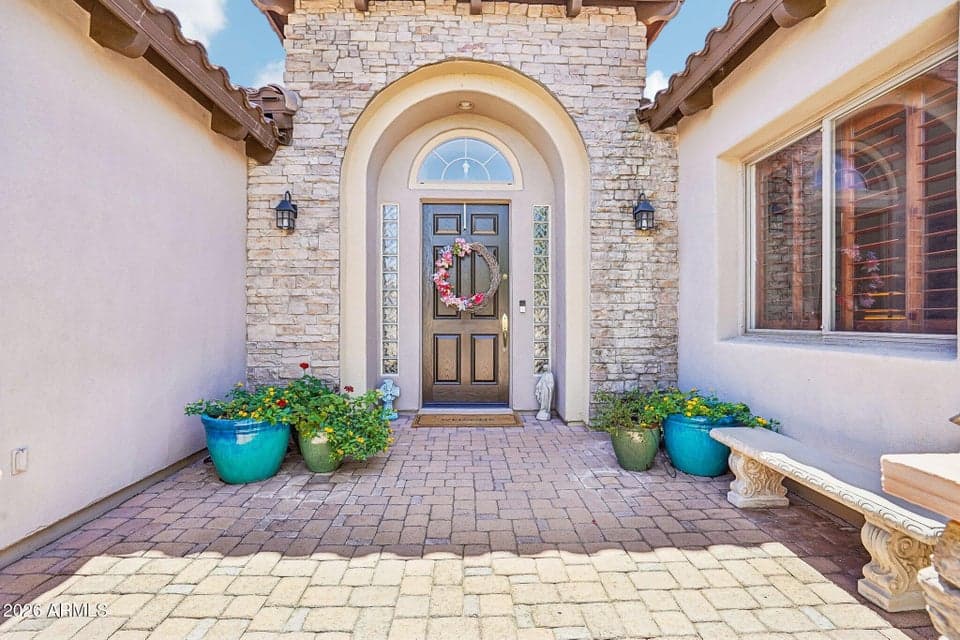 3969 E NAVIGATOR Lane, Phoenix, AZ 85050 — photo 1 of 40