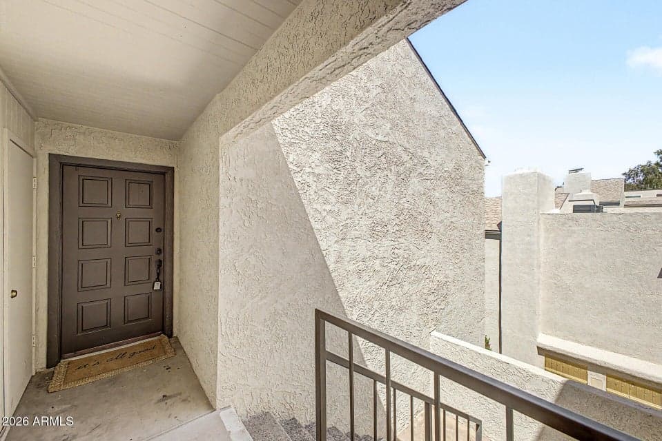 7502 E THOMAS Road 301, Scottsdale, AZ 85251 — photo 1 of 29