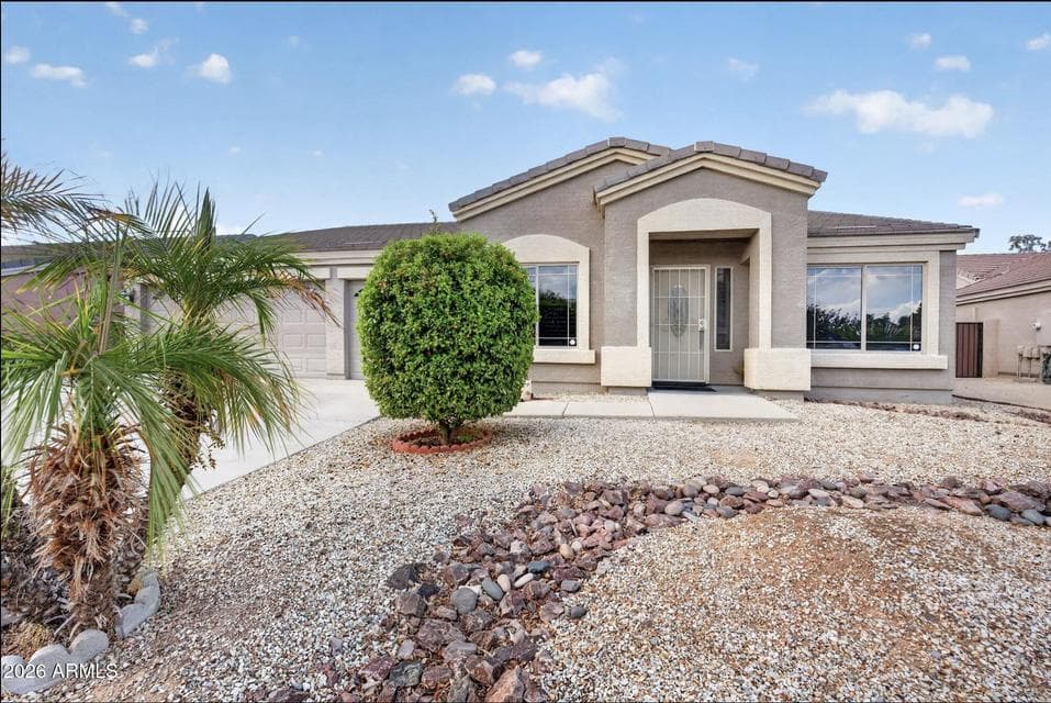 8566 W KEIM Drive, Glendale, AZ 85305 — photo 1 of 40