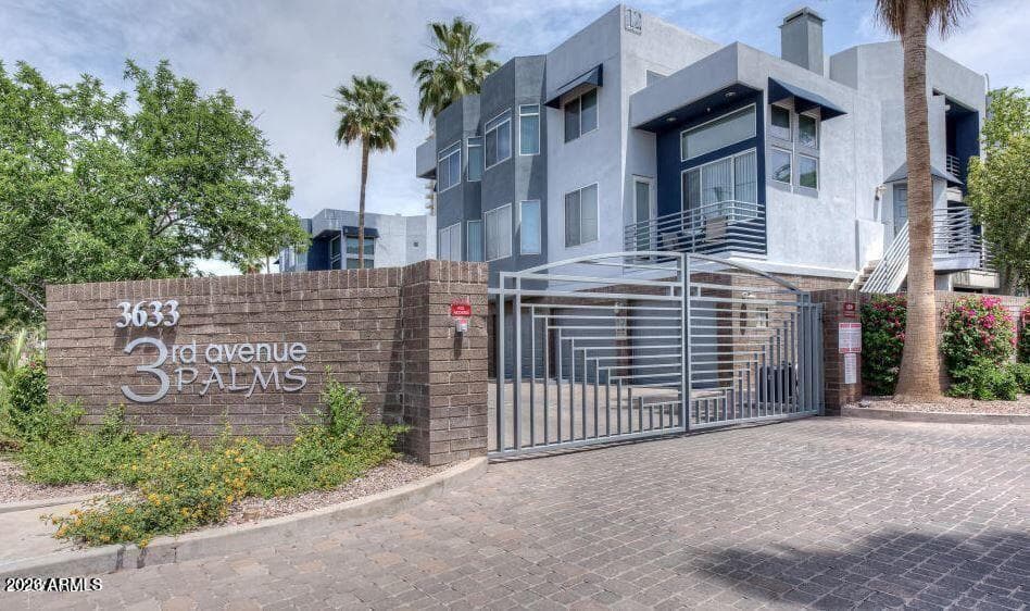 3633 N 3RD Avenue 2051, Phoenix, AZ 85013 — photo 1 of 52