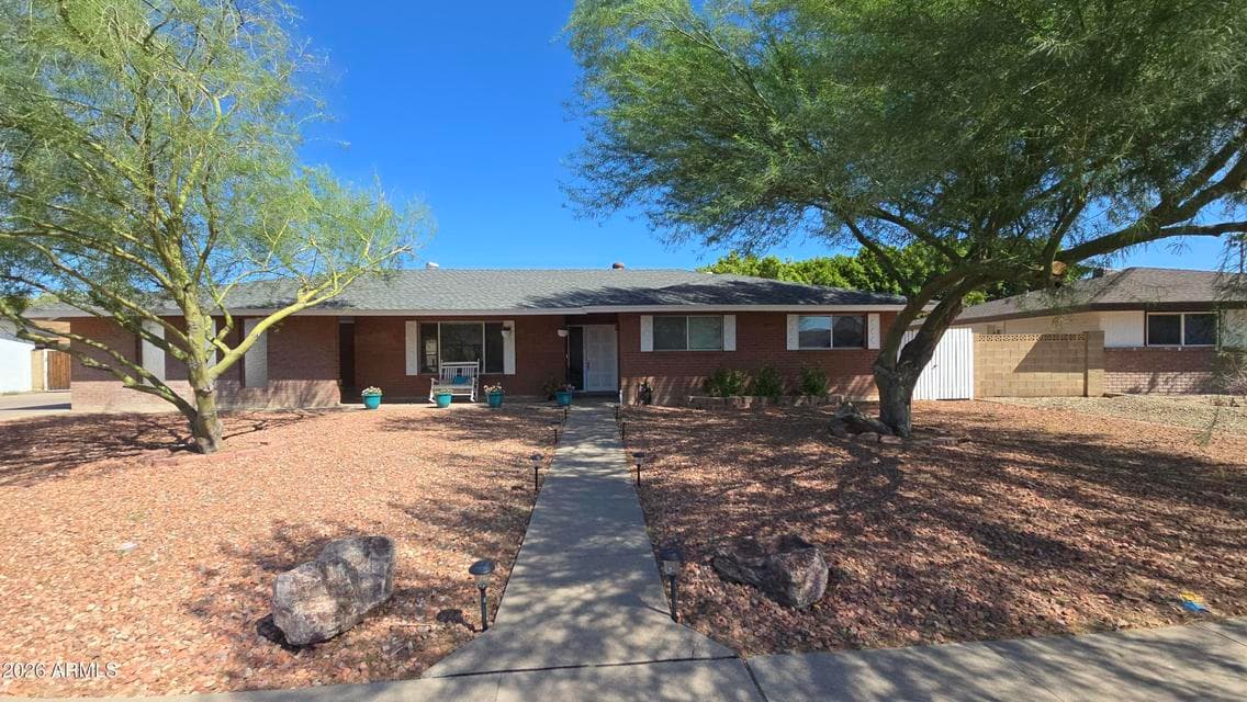 1746 E GREENWAY Street, Mesa, AZ 85203 — photo 1 of 38