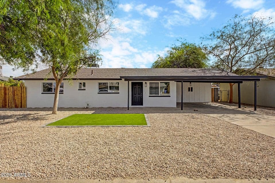3909 W GRISWOLD Road, Phoenix, AZ 85051 — photo 1 of 44