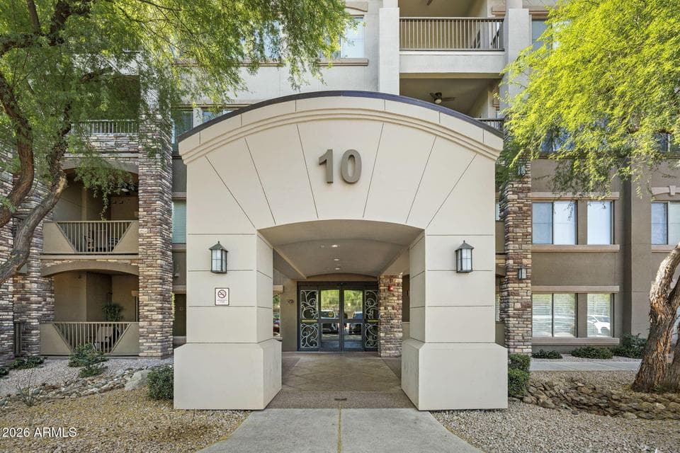 5450 E DEER VALLEY Drive 1193, Phoenix, AZ 85054 — photo 1 of 55