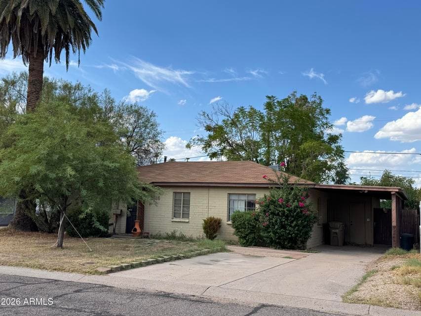 3516 E AMELIA Avenue, Phoenix, AZ 85018 — photo 1 of 26