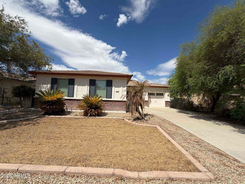 15640 W WESTVIEW Drive, Goodyear, AZ 85395 — photo 1 of 21