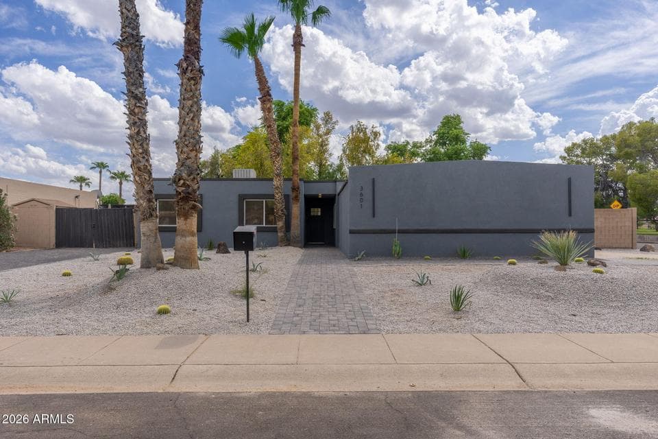 3601 E CHARTER OAK Road, Phoenix, AZ 85032 — photo 1 of 59