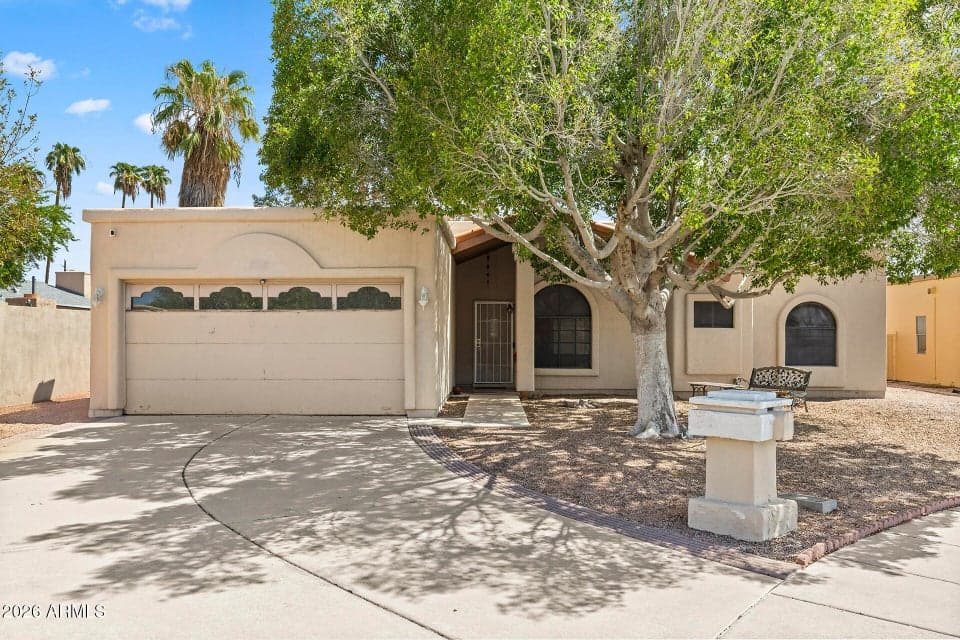 14435 N 44TH Drive, Glendale, AZ 85306 — photo 1 of 34