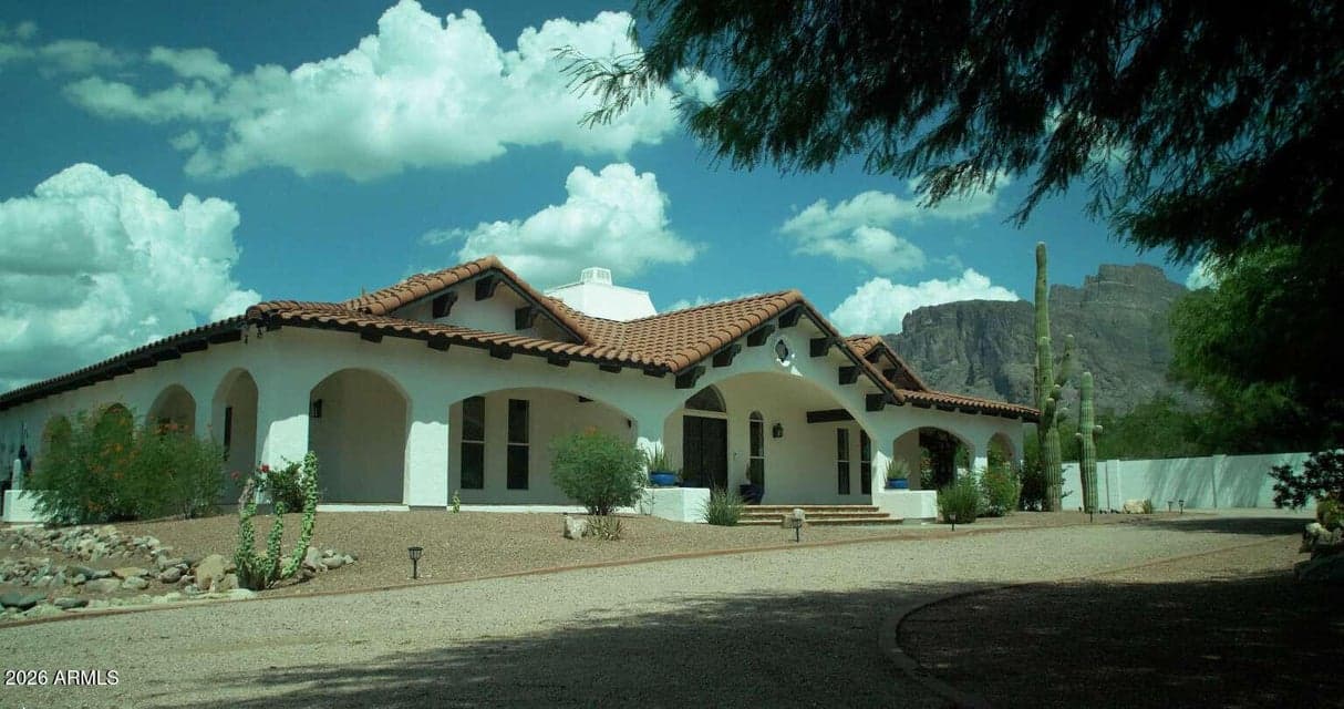 4932 E GREASEWOOD Street, Apache Junction, AZ 85119 — photo 1 of 62
