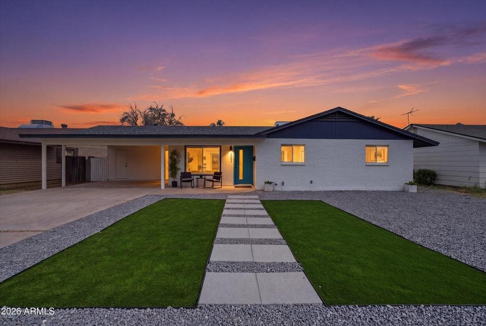 2302 E NISBET Road, Phoenix, AZ 85022 — photo 1 of 27