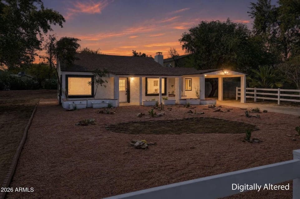2241 W MORTEN Avenue, Phoenix, AZ 85021 — photo 1 of 48