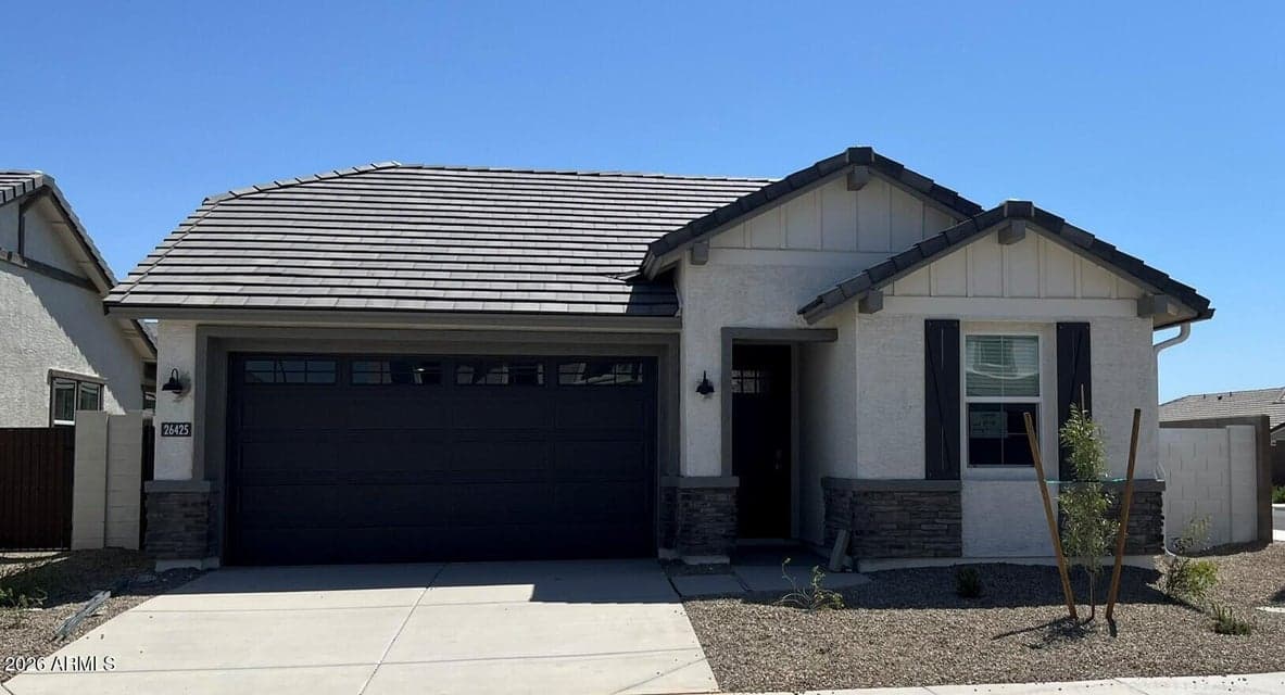 This Home is Ready for You to Move In!!