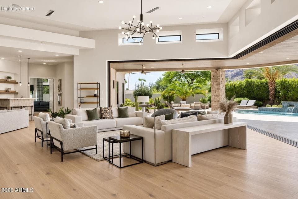 8700 N 55TH Place, Paradise Valley, AZ 85253 — photo 1 of 51