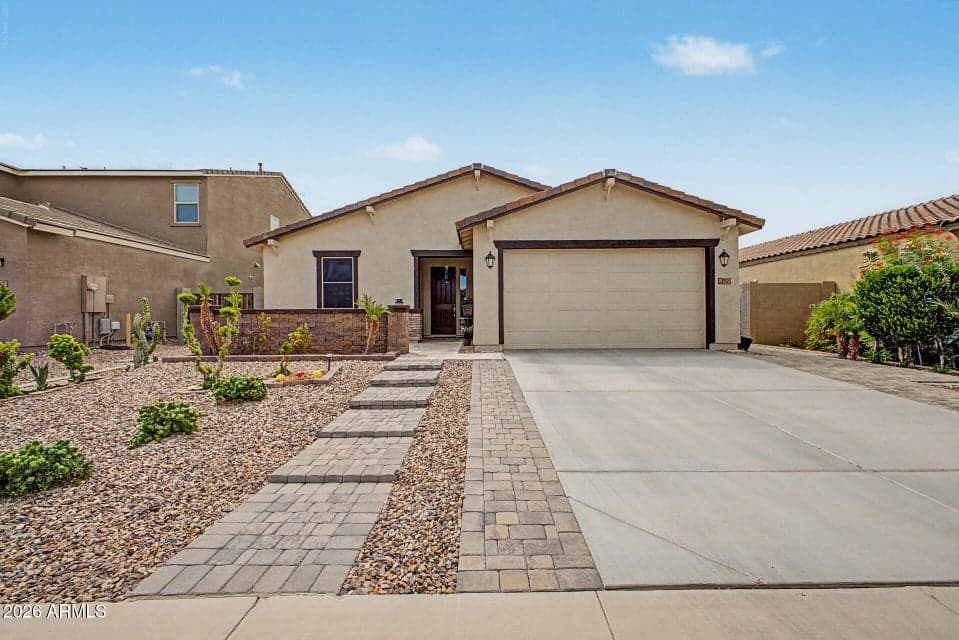 359 W SATINKA Drive, San Tan Valley, AZ 85140 — photo 1 of 31