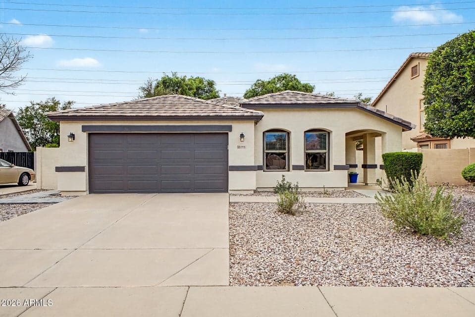 Great curb appeal!