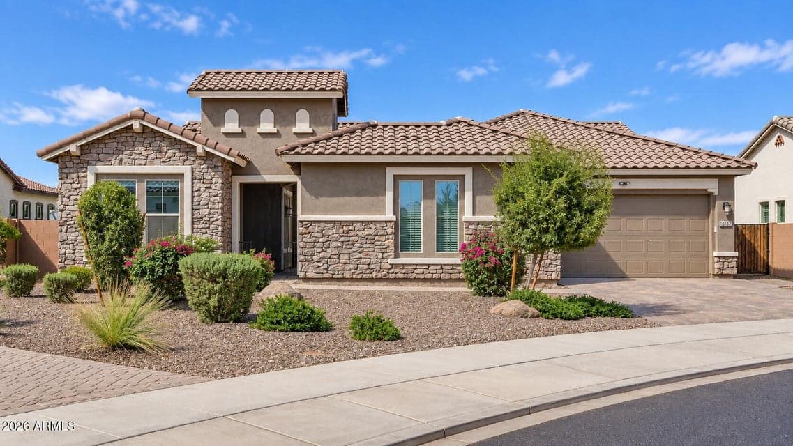 18814 E WALNUT Drive, Queen Creek, AZ 85142 — photo 1 of 34