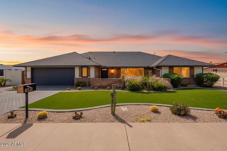 8531 E MONTEREY Way, Scottsdale, AZ 85251 — photo 1 of 31