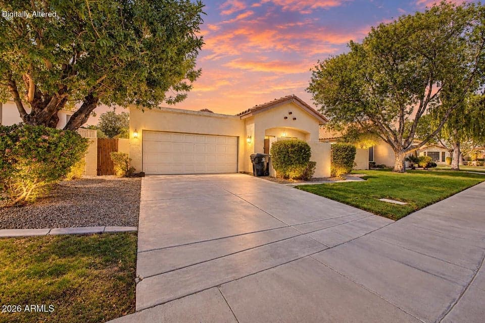 11010 W CRIMSON Lane, Avondale, AZ 85392 — photo 1 of 32