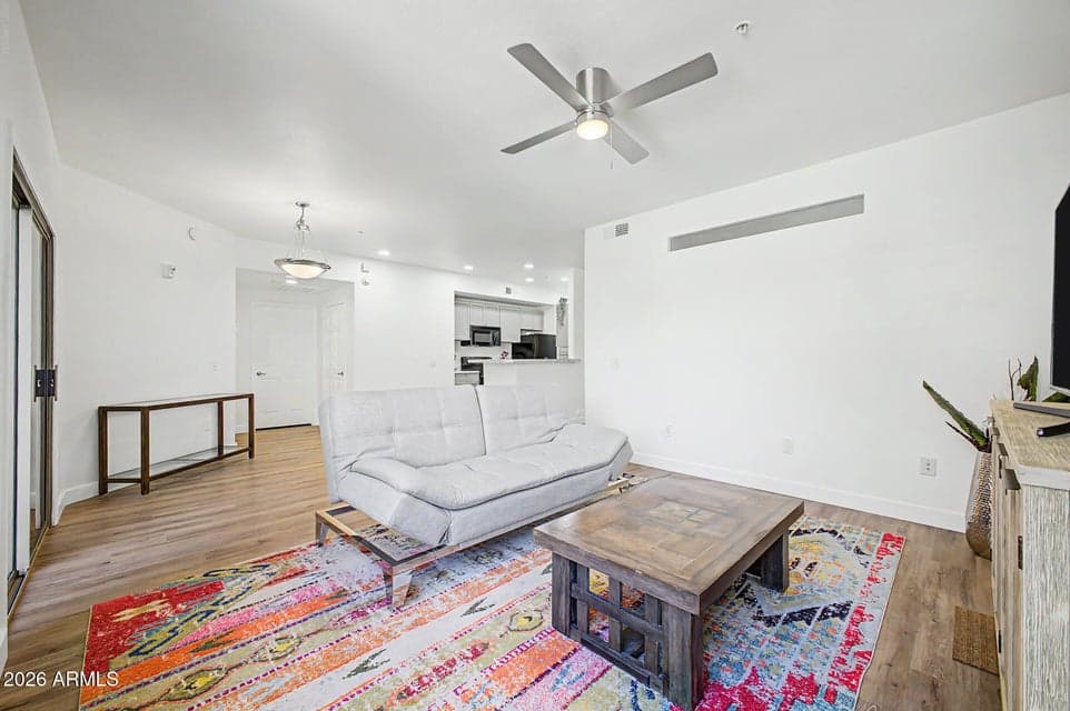 9820 N CENTRAL Avenue 120, Phoenix, AZ 85020 — photo 1 of 48