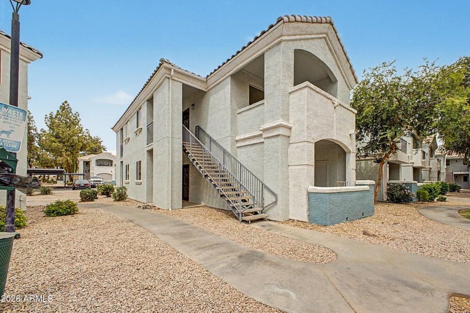 1100 N PRIEST Drive 2109, Chandler, AZ 85226 — photo 1 of 23