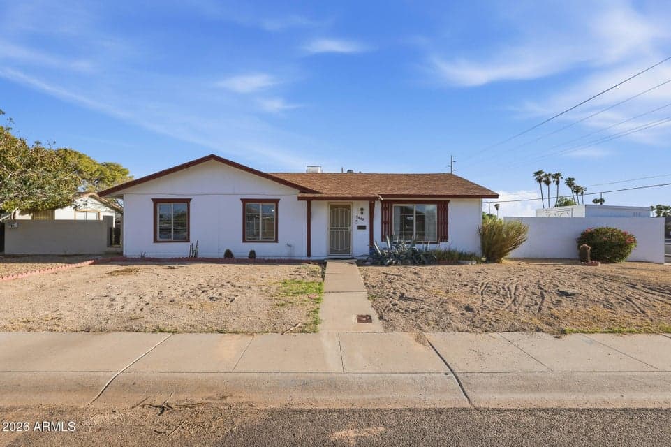 3449 W MAUNA LOA Lane, Phoenix, AZ 85053 — photo 1 of 33