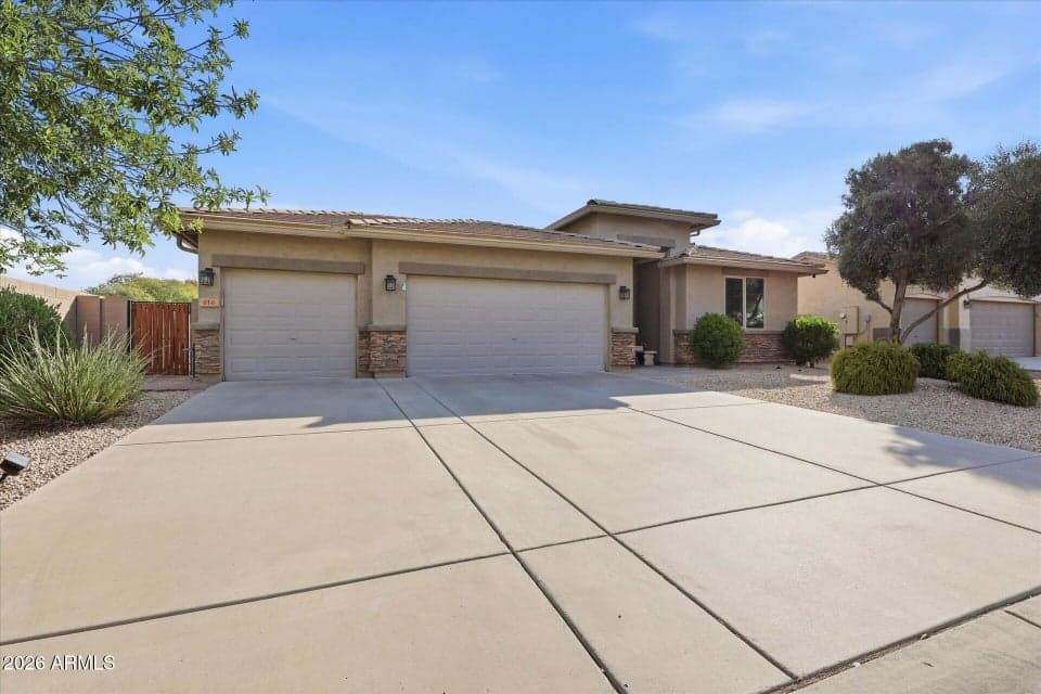 Side View Front - huge driveway with 3 Car Side By Side Garage