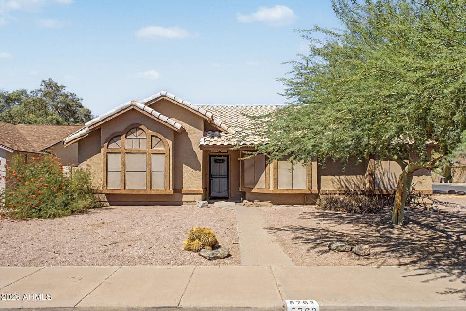 5762 E ELLIS Street, Mesa, AZ 85205 — photo 1 of 24