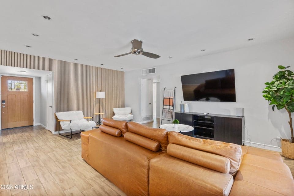 6836 E CHEERY LYNN Road, Scottsdale, AZ 85251 — photo 1 of 23