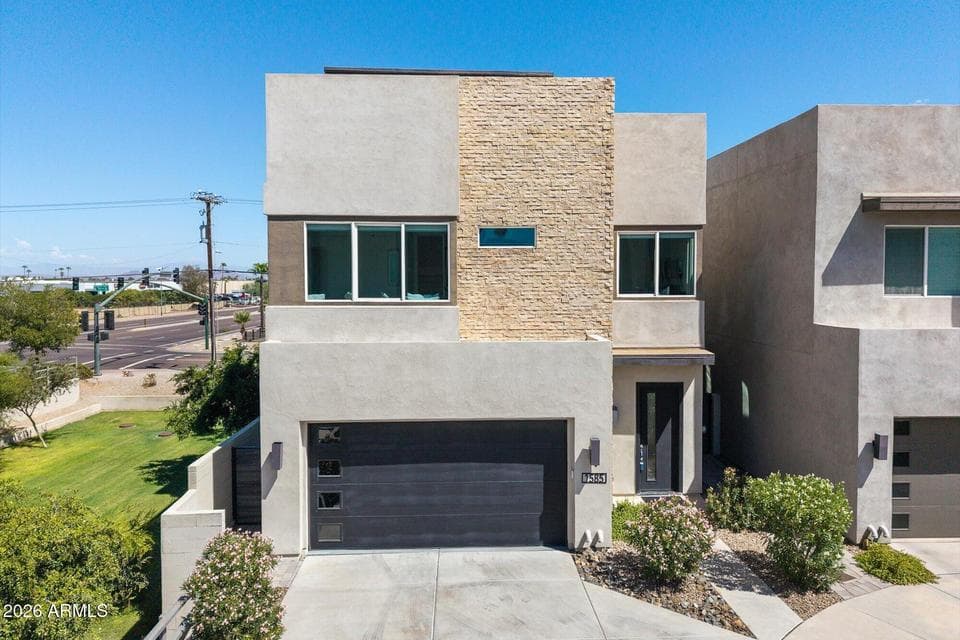1585 N 69TH Place, Scottsdale, AZ 85257 — photo 1 of 38