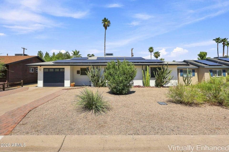 6826 E EDGEMONT Avenue, Scottsdale, AZ 85257 — photo 1 of 27