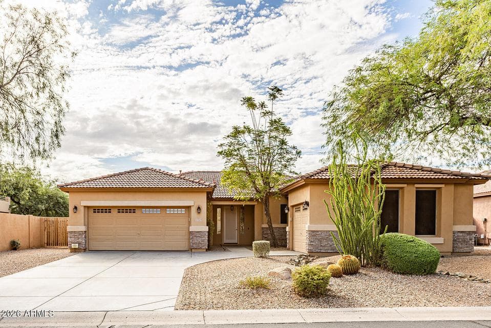 32648 N 40TH Place, Cave Creek, AZ 85331 — photo 1 of 23